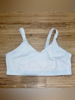 Nike | Nike White Sports Bra